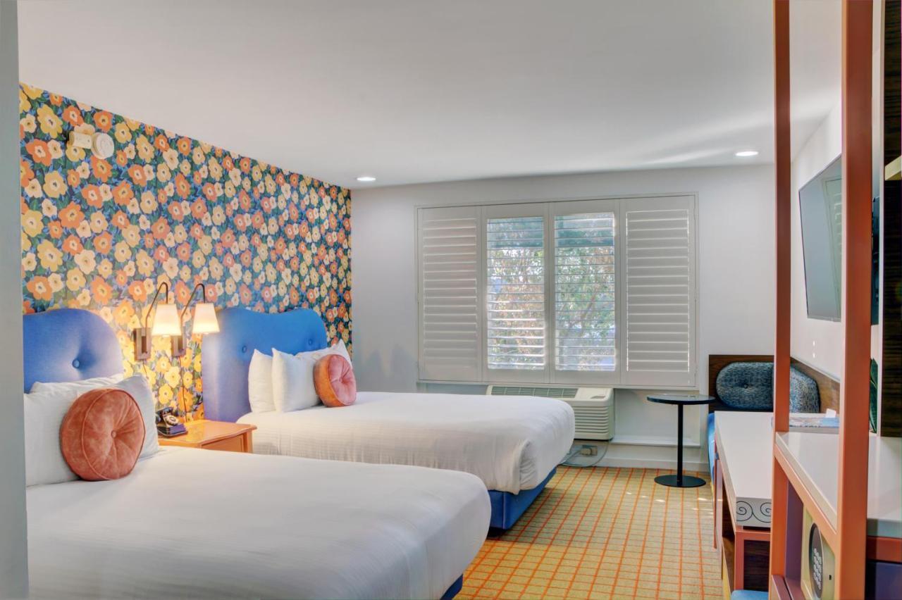 Queen Room Two Queen Beds