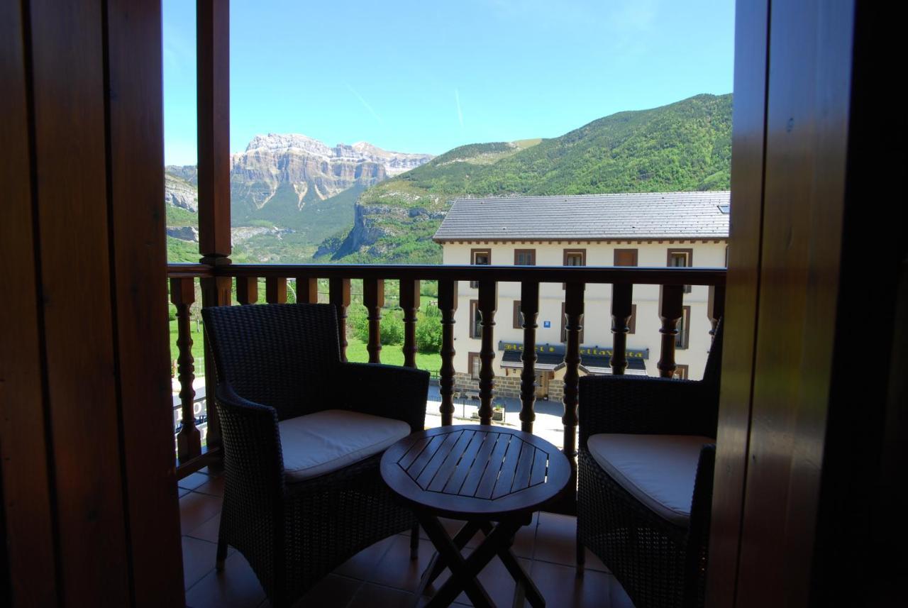 Double or Twin Room Balcony