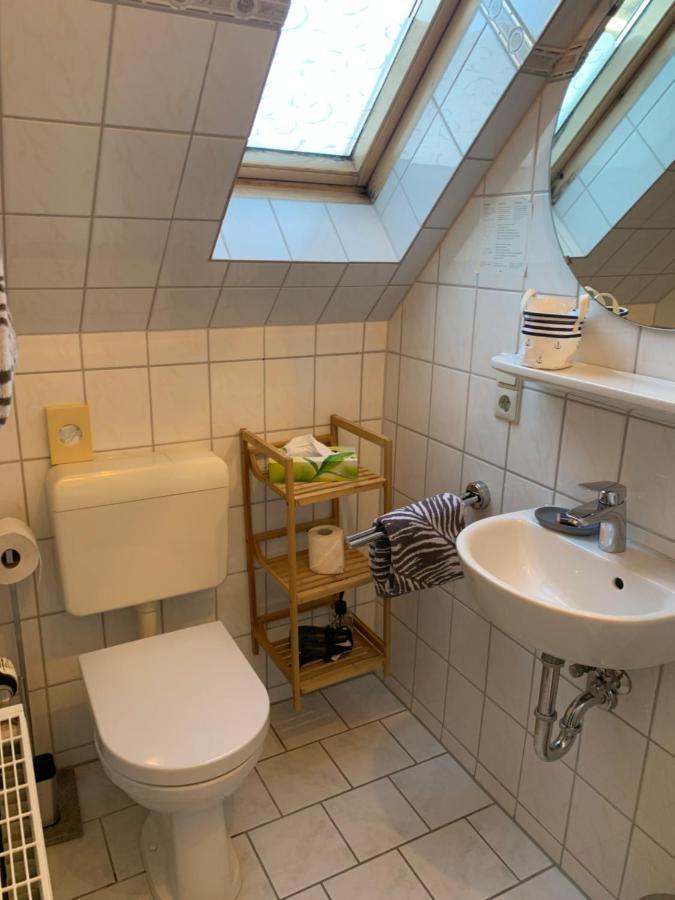 Single Room,1357387400:JPEG
