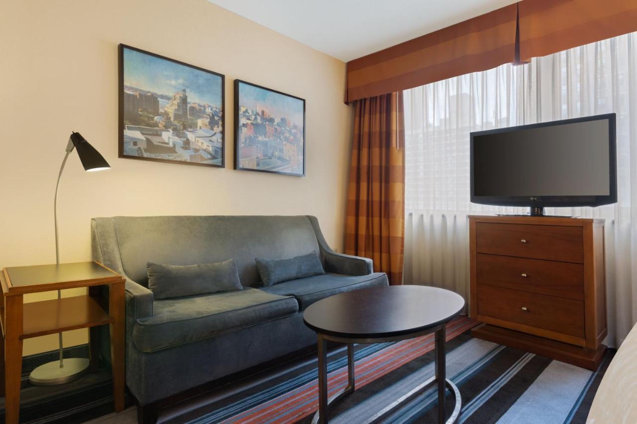 King Studio with Sofa Bed,540964155:JPEG