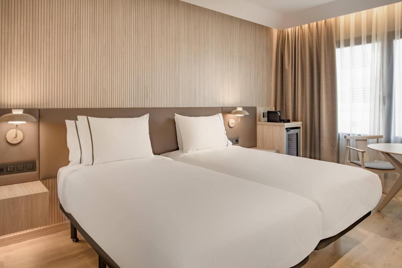 Standard Guest Twin Room,1357538651:JPEG