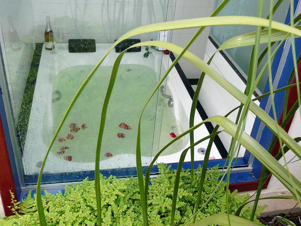 Double Room Spa Bath