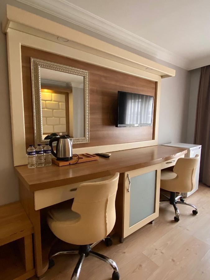Double Room,1359107738:JPEG