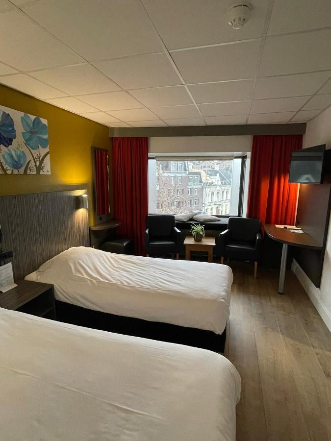 Single Room,1359417458:JPEG