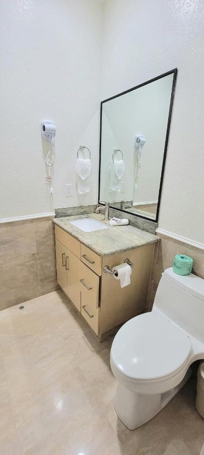 Luxury King Room
