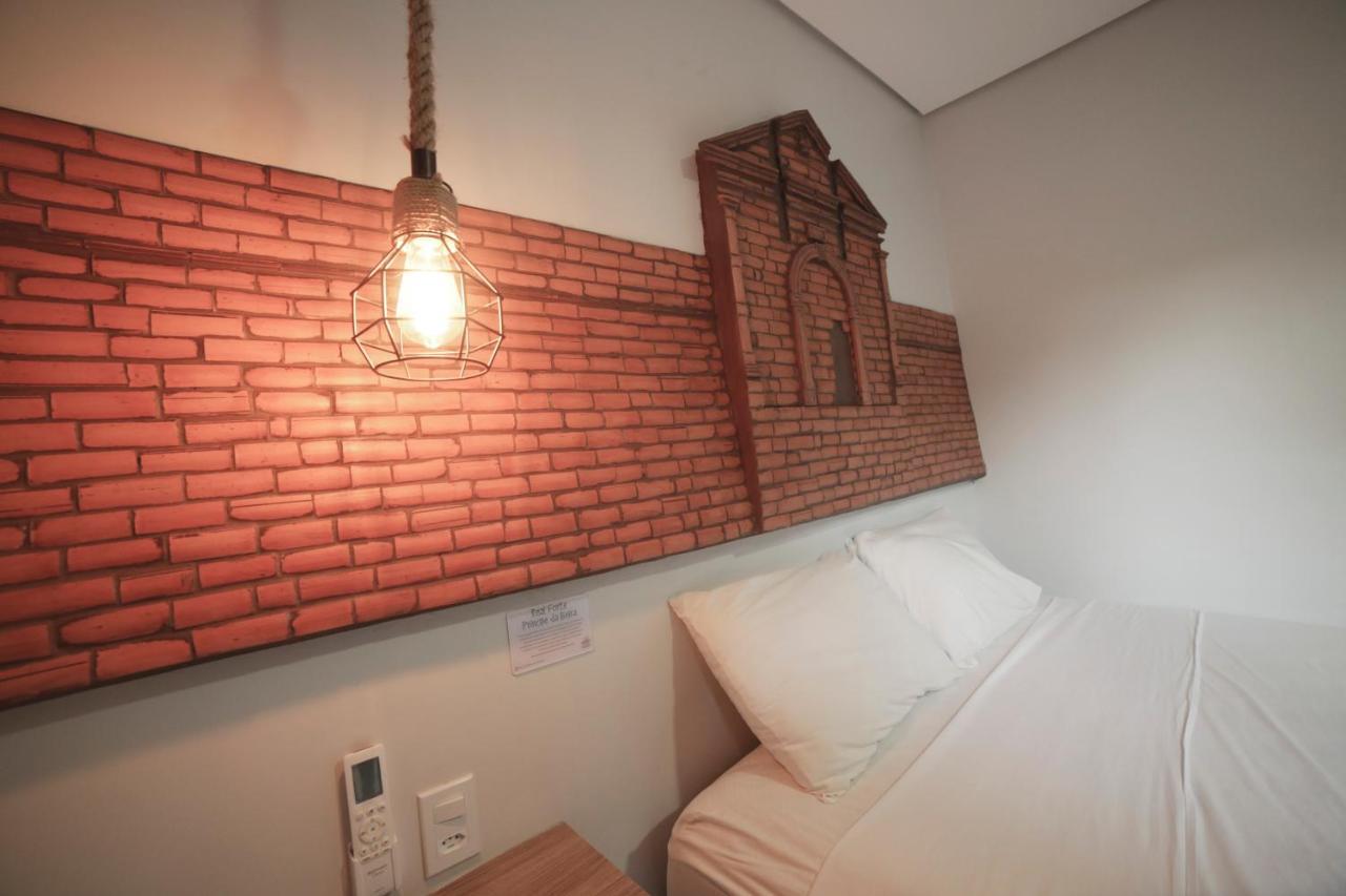 Deluxe Queen Suite