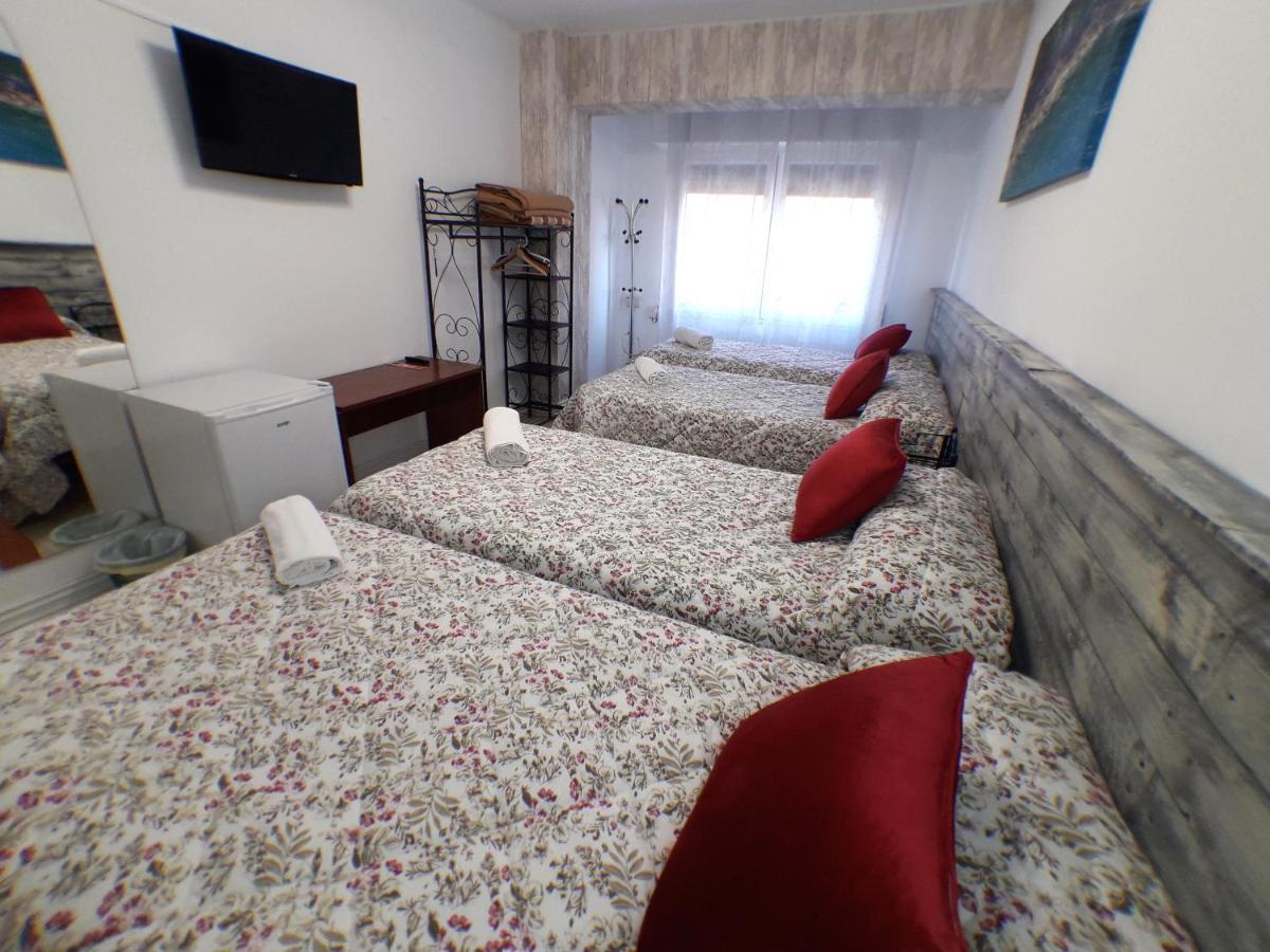 Quadruple Room,1364186162:JPEG