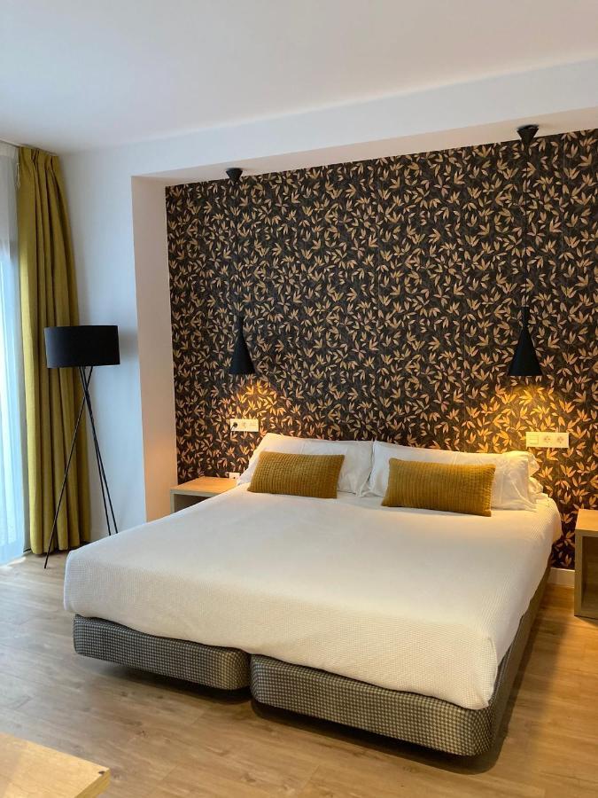 Double Room,389602809:JPEG
