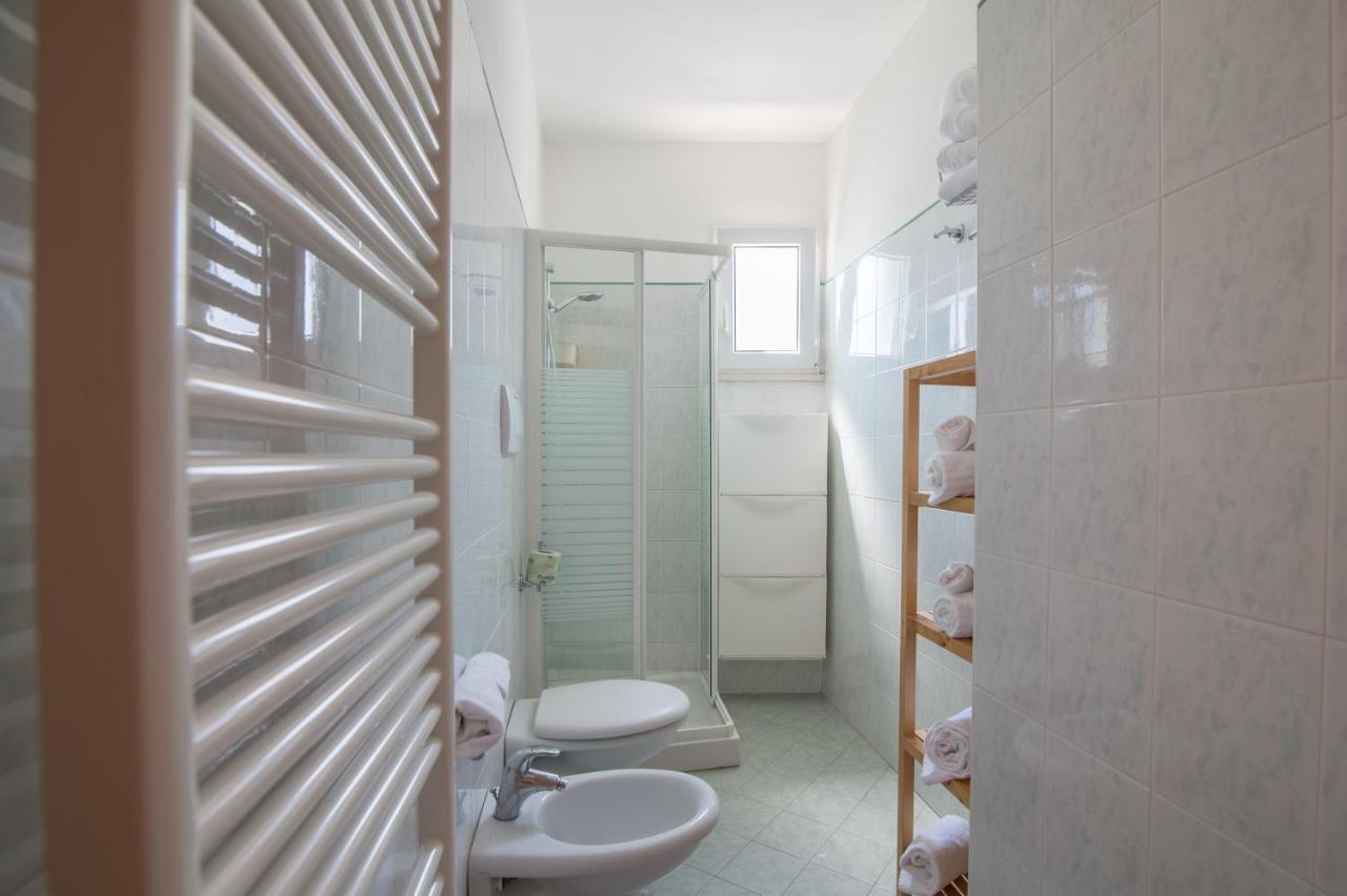 One-Bedroom Apartment Sea View