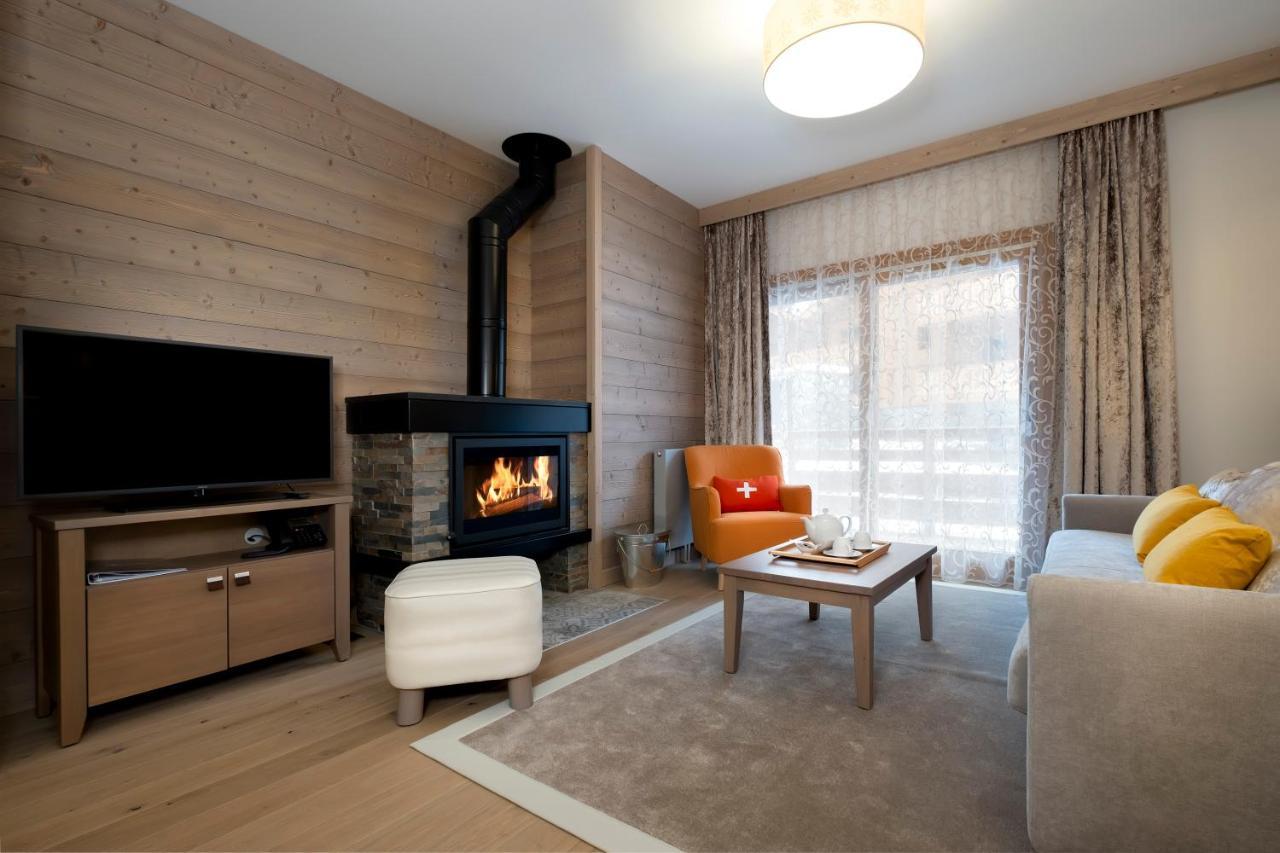 Two-Bedroom Apartment Sauna Fireplace,967427044:JPEG