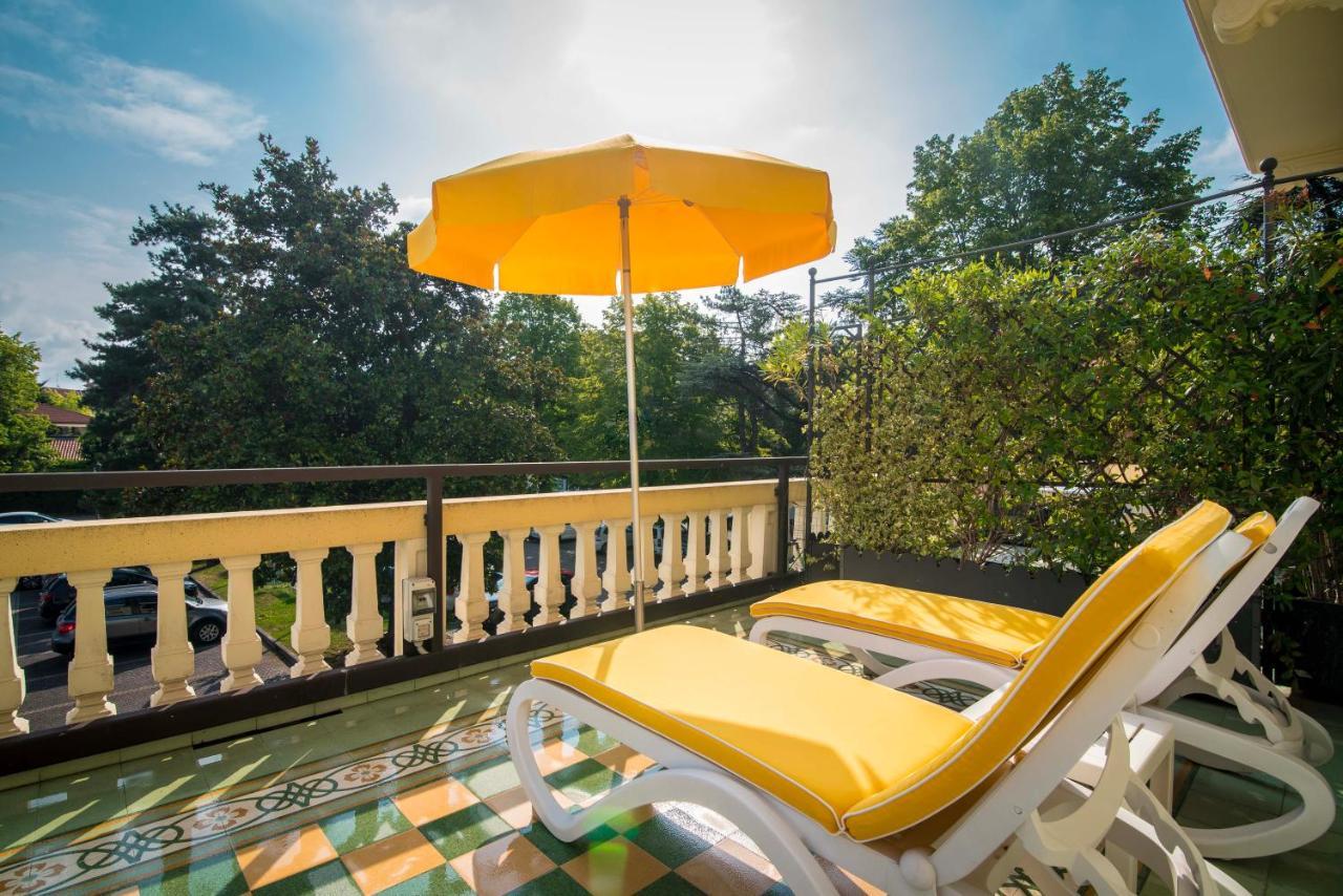 Standard Double or Twin Room Balcony