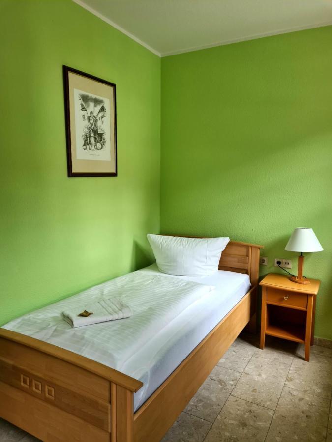 Single Room