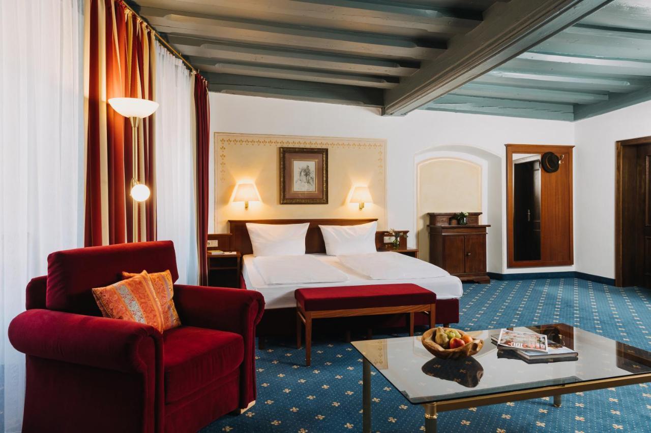 Large Double Room