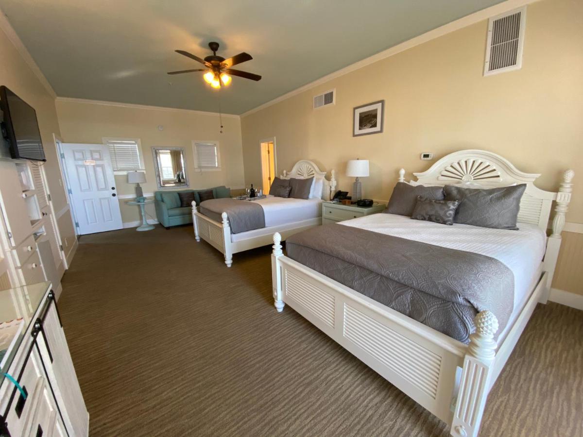 Superior Queen Room with Two Queen Beds