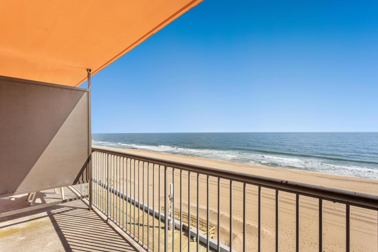 2 Queens Room Front Ocean View
