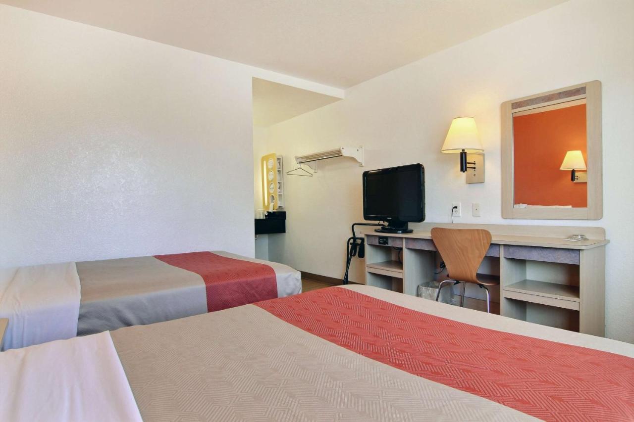 Classic Quadruple Room
