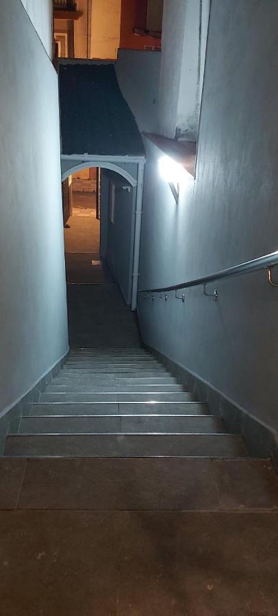 Apartment Split Level