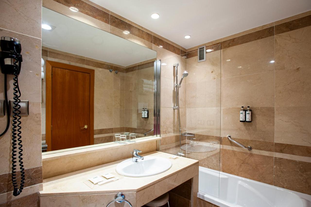 Triple Room,1431718966:JPEG