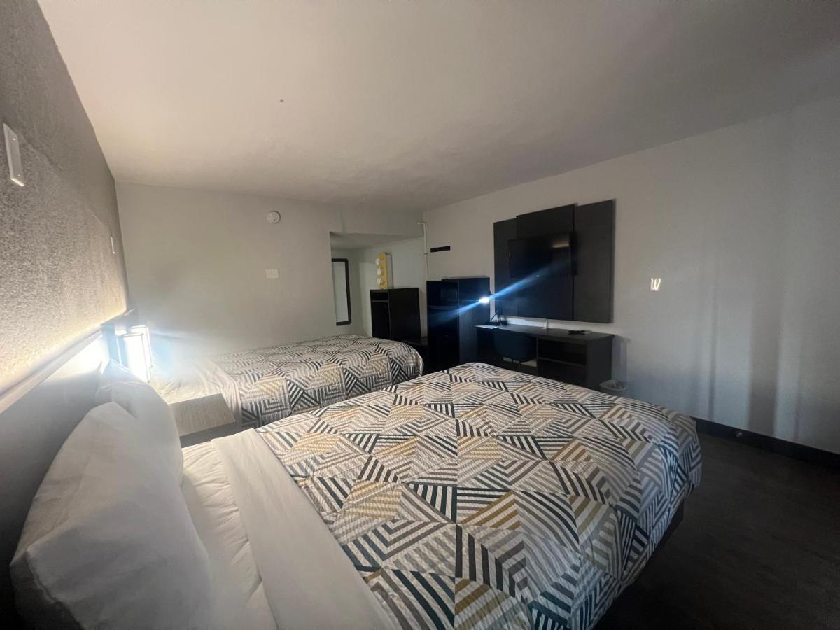 Quadruple Room Disability Access Non-Smoking,1359212894:JPEG