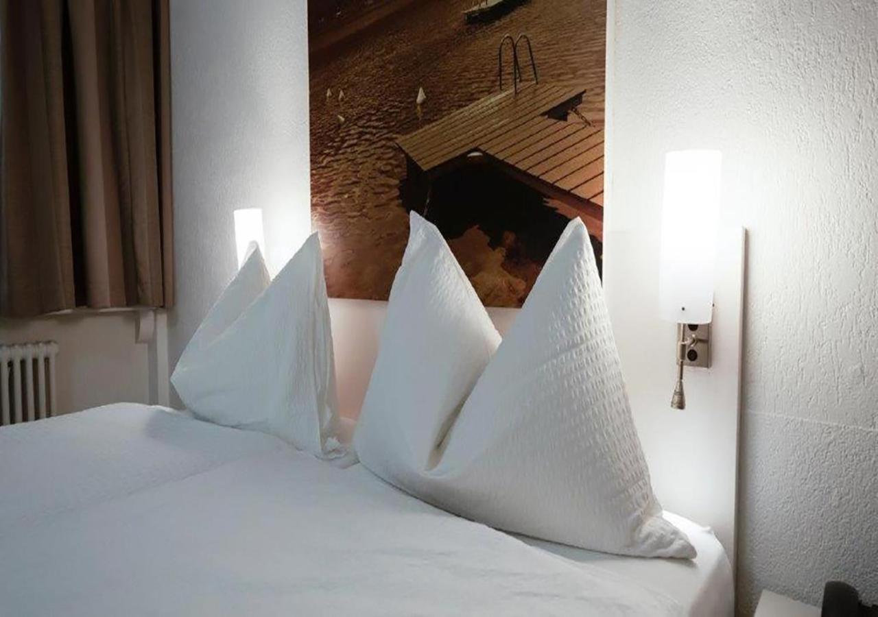 Economy Twin Room