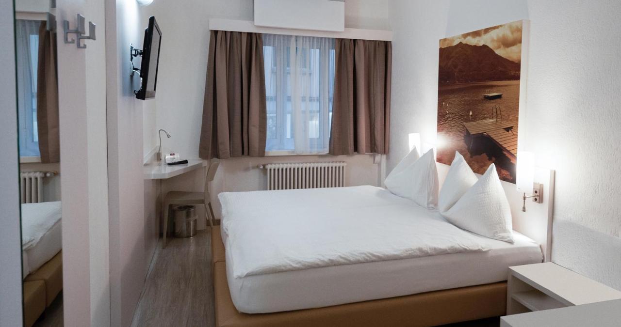 Economy Twin Room