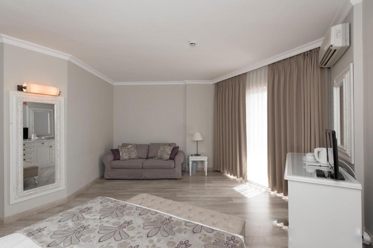 Superior Deluxe Double or Twin Room