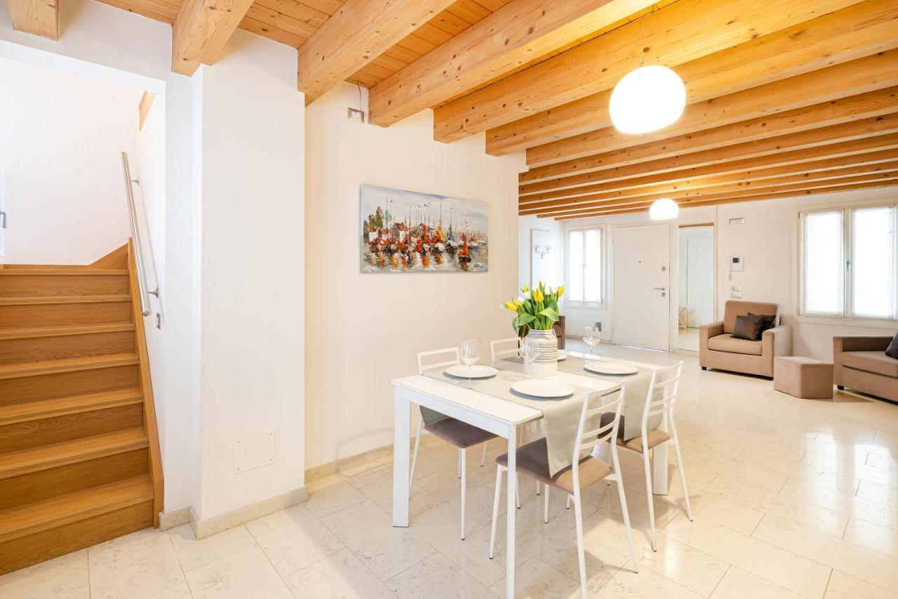 Two-Bedroom Apartment Split Level Terrace