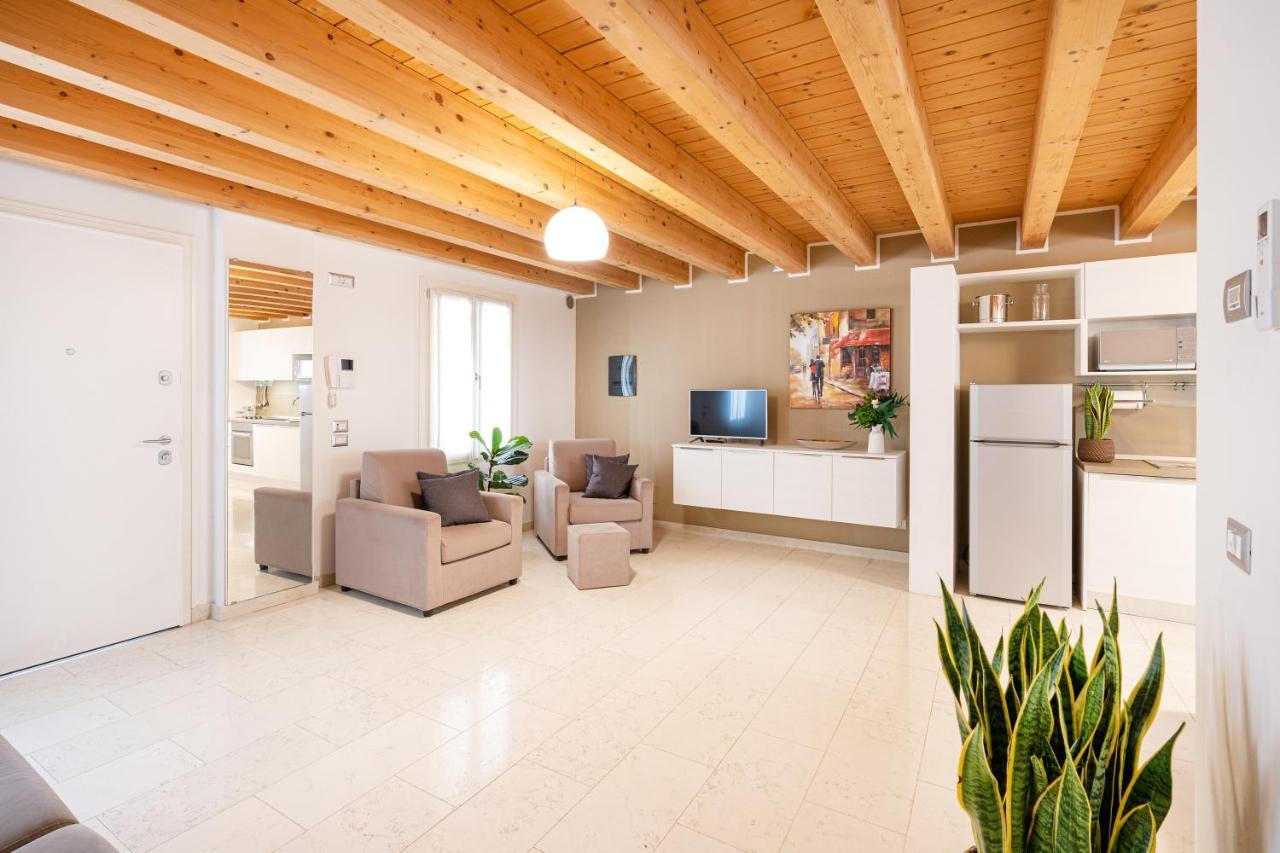 Two-Bedroom Apartment Split Level Terrace