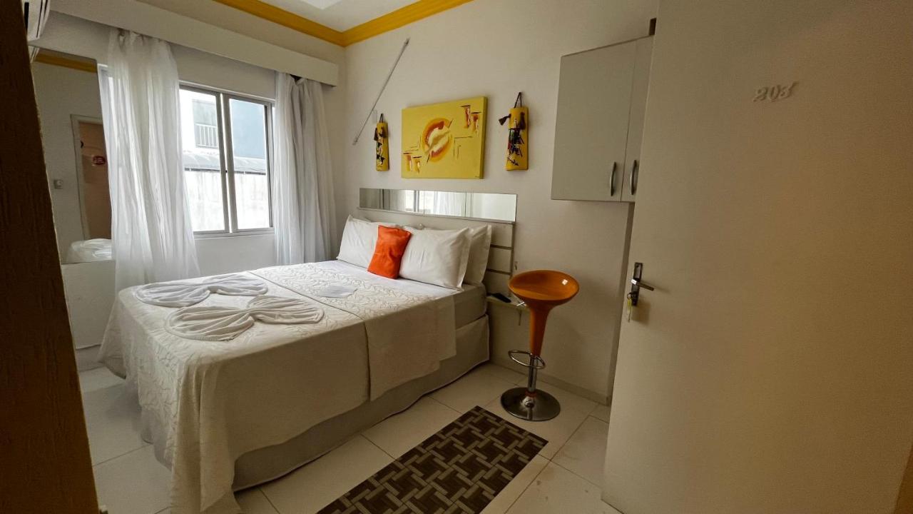 Double Suite Window Side View Mini Kitchen