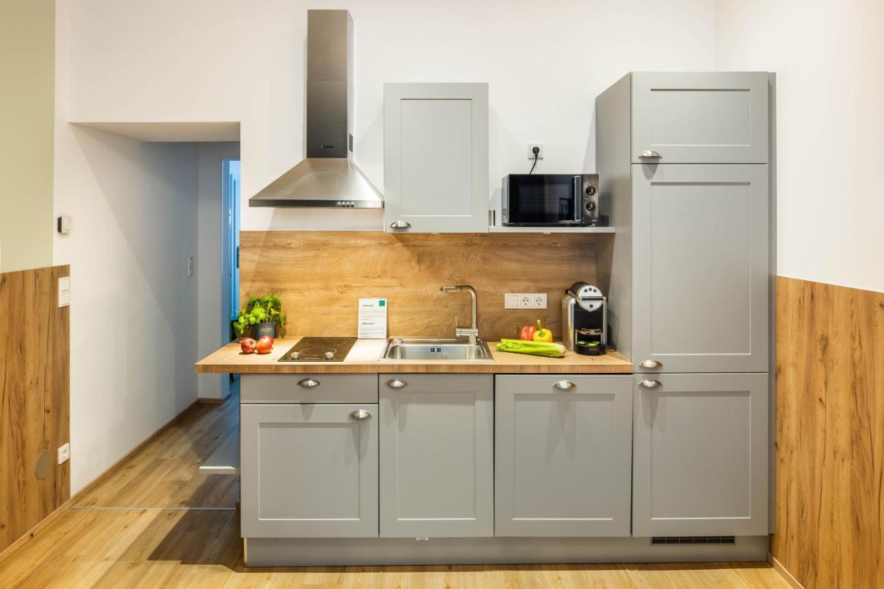 1-Bedroom Suite