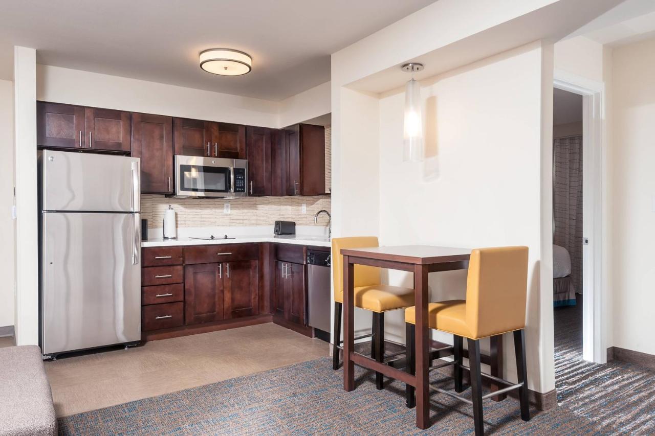 One-Bedroom King Suite,1364416544:JPEG