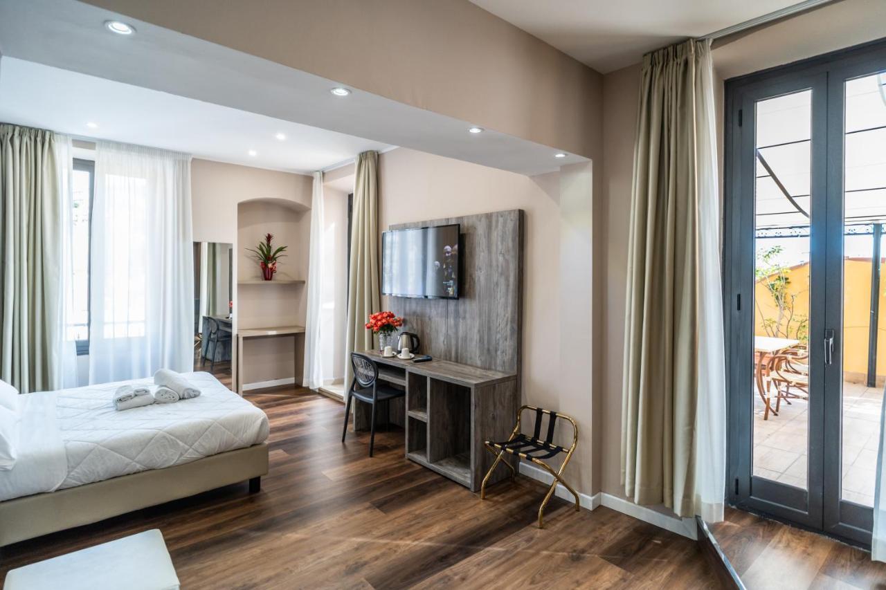 Junior Suite with Private Terrace,1364602160:JPEG