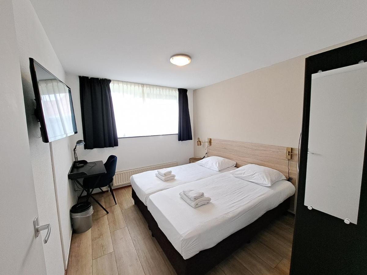 Economy Twin Room