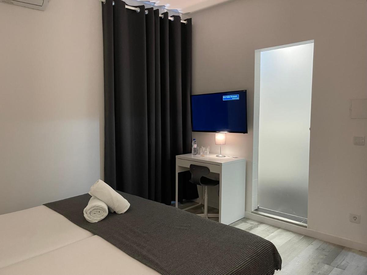 Twin Room,1365276803:JPEG