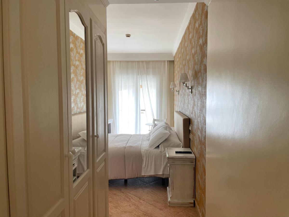 Double Room,1742730096:JPEG