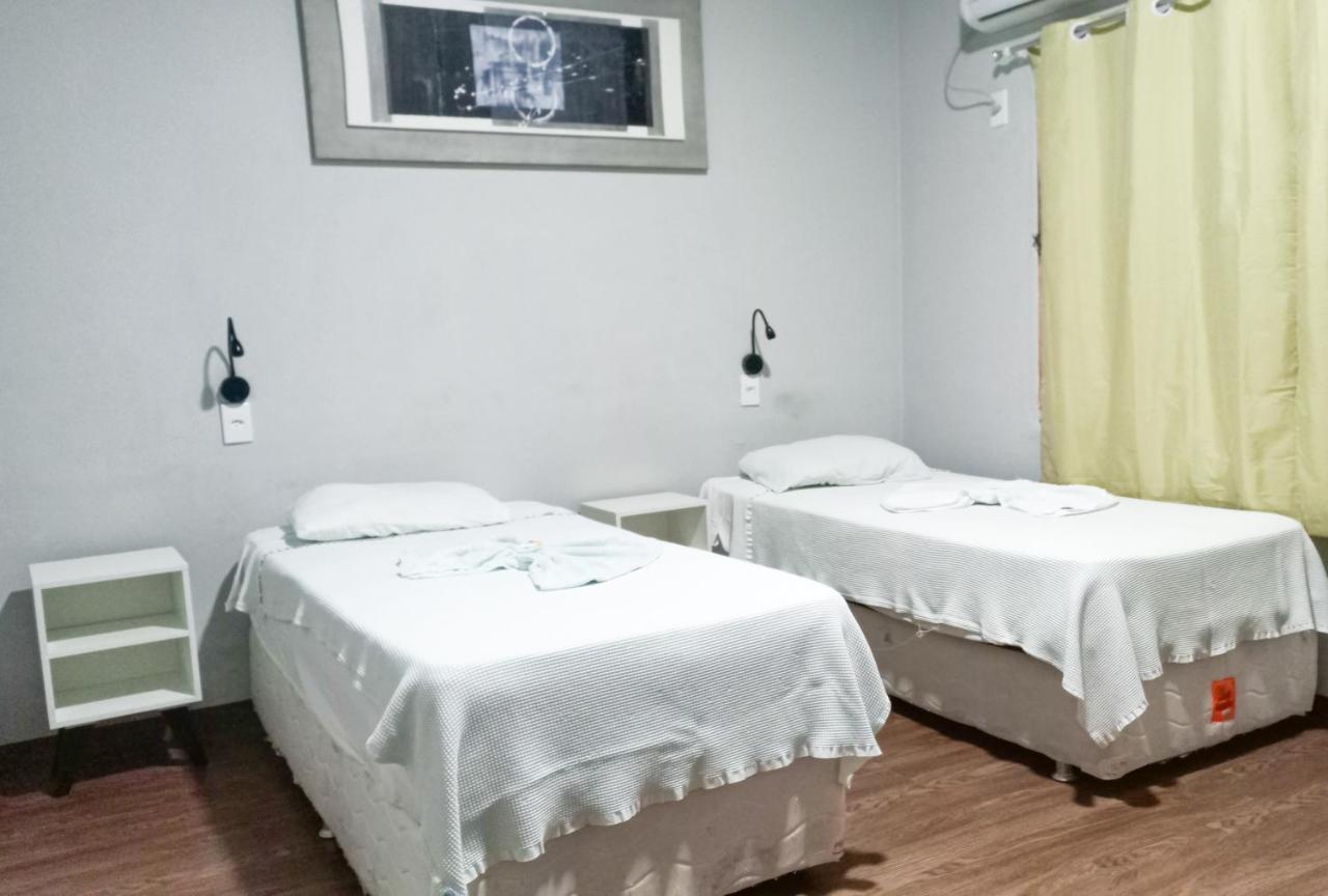 Twin Room,1309858741:JPEG