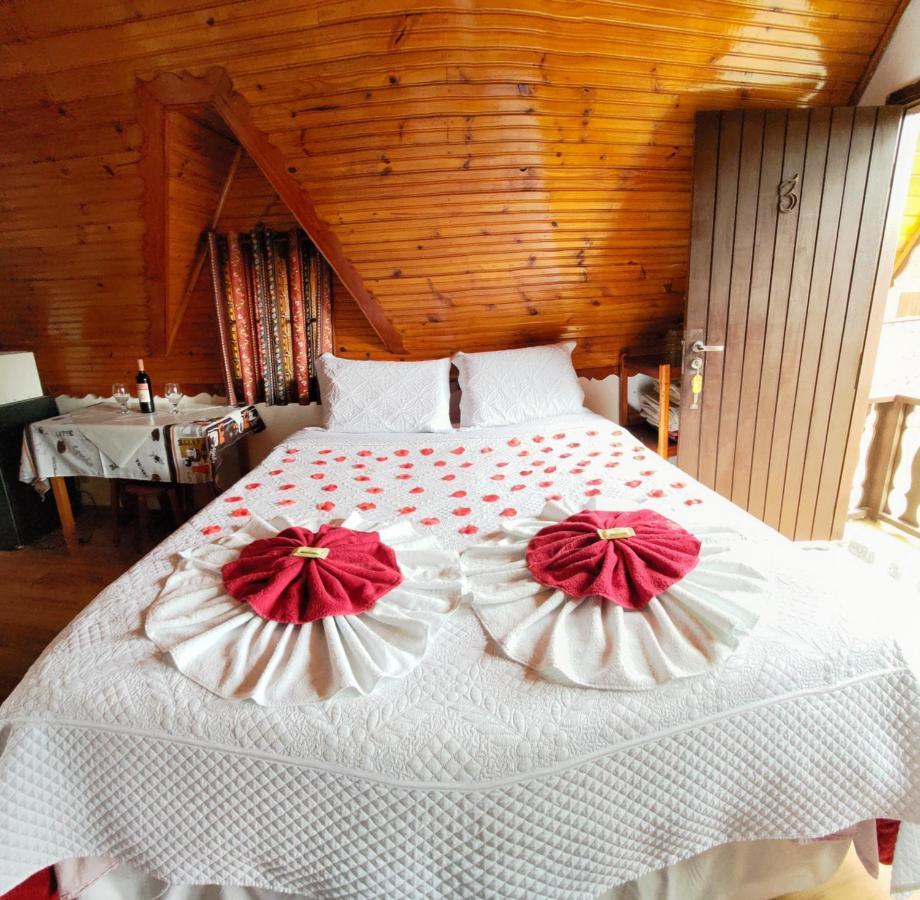 One-Bedroom Chalet,1365475682:JPEG