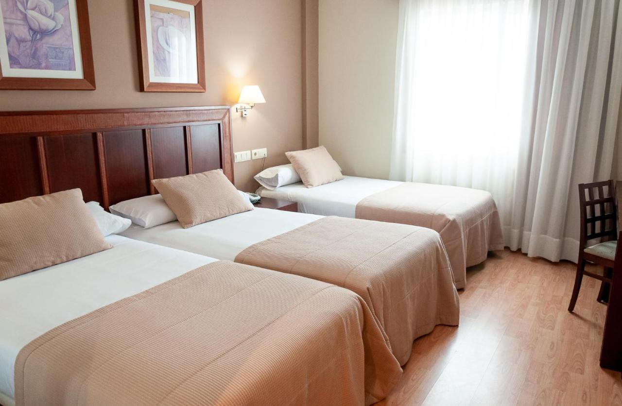 Triple Room,1365827765:JPEG