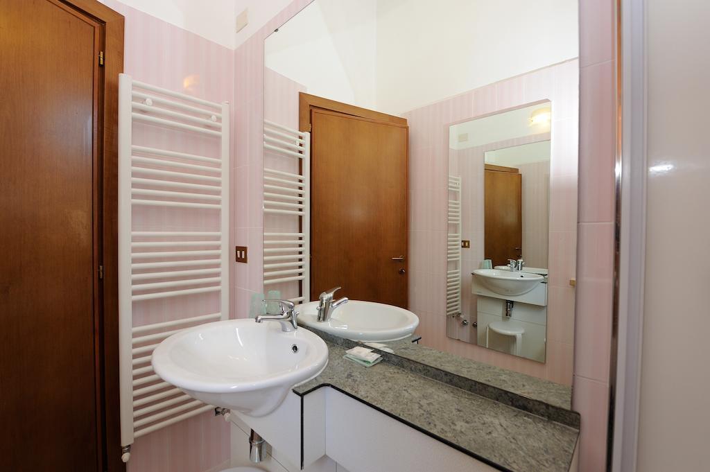 Triple Room,246288681:JPEG