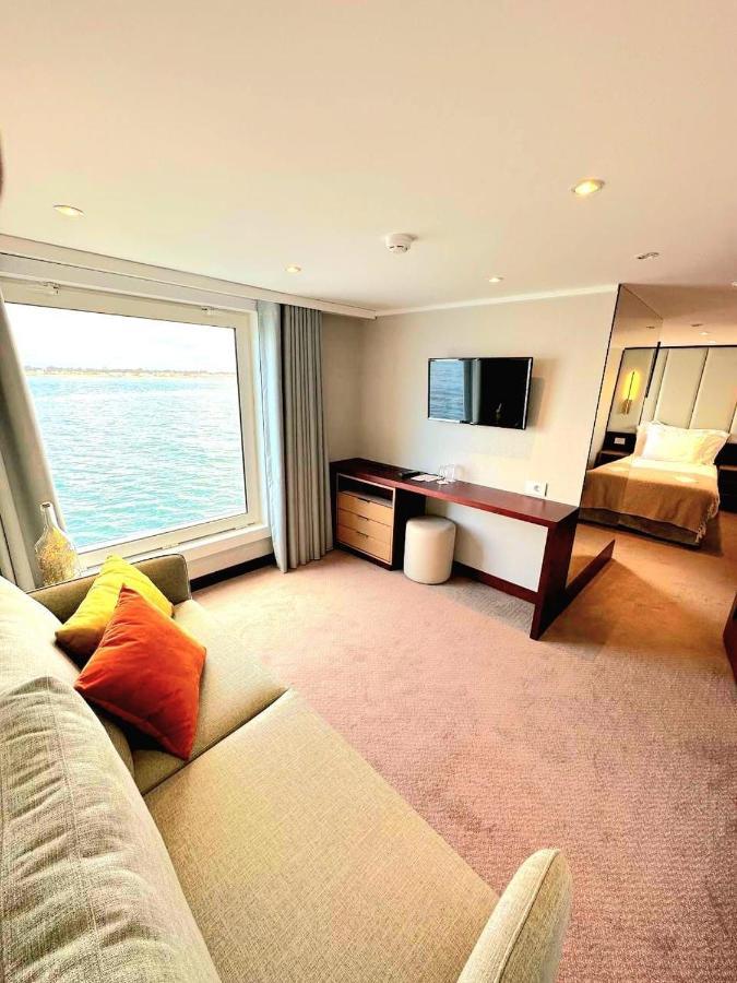 Suite Ria View,1366830602:JPEG