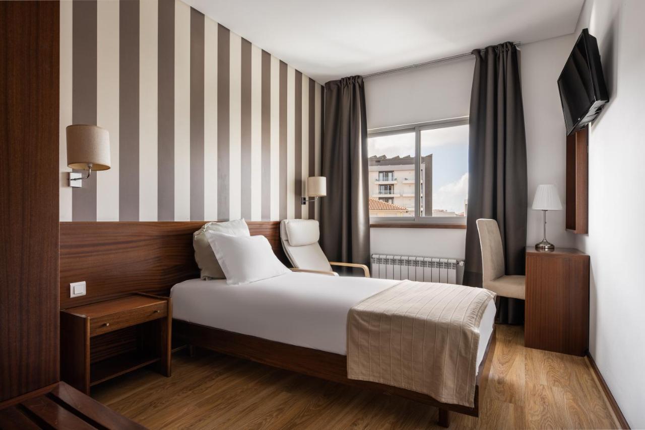 Single Room,1366868744:JPEG