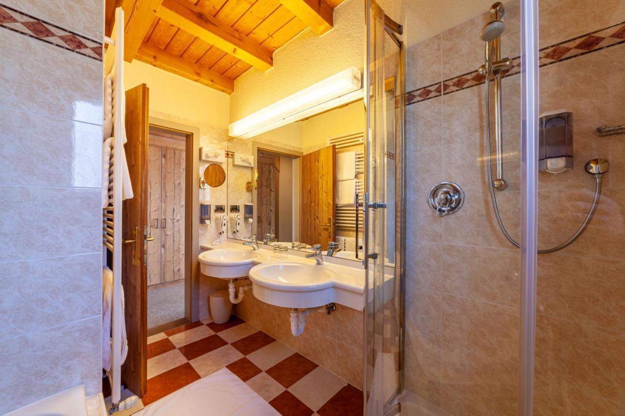 Suite Balcony,1550839366:JPEG