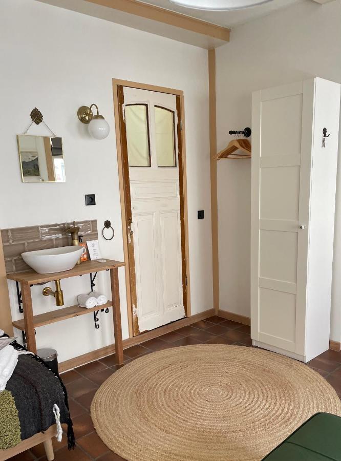 Deluxe Double Room Extra Bed