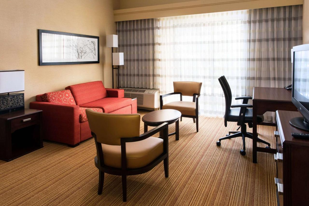 One Bedroom Suite King,1369097858:JPEG