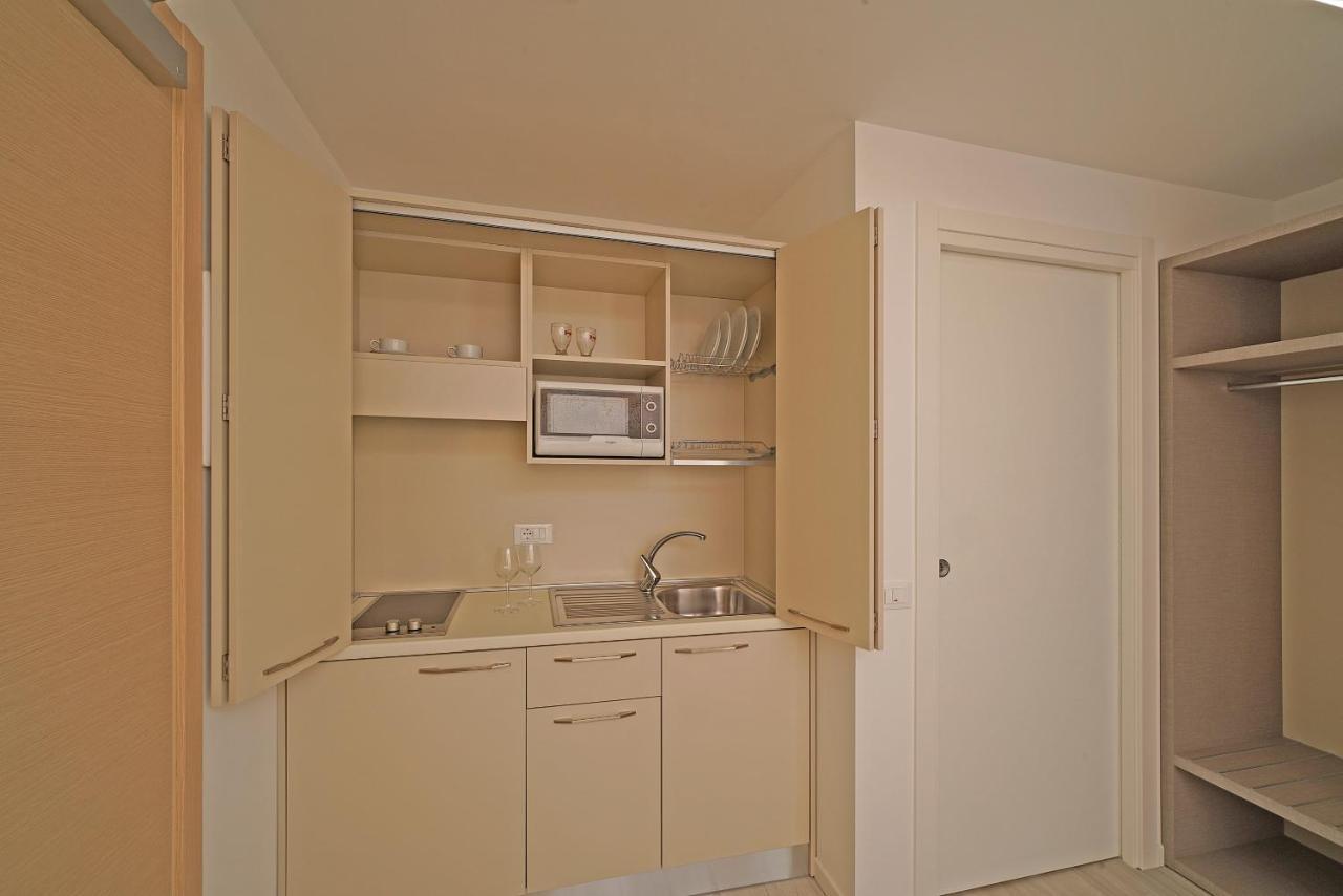 Luxury Room Spa Bath Access