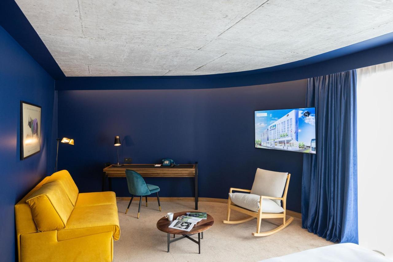 COSMIK Suite