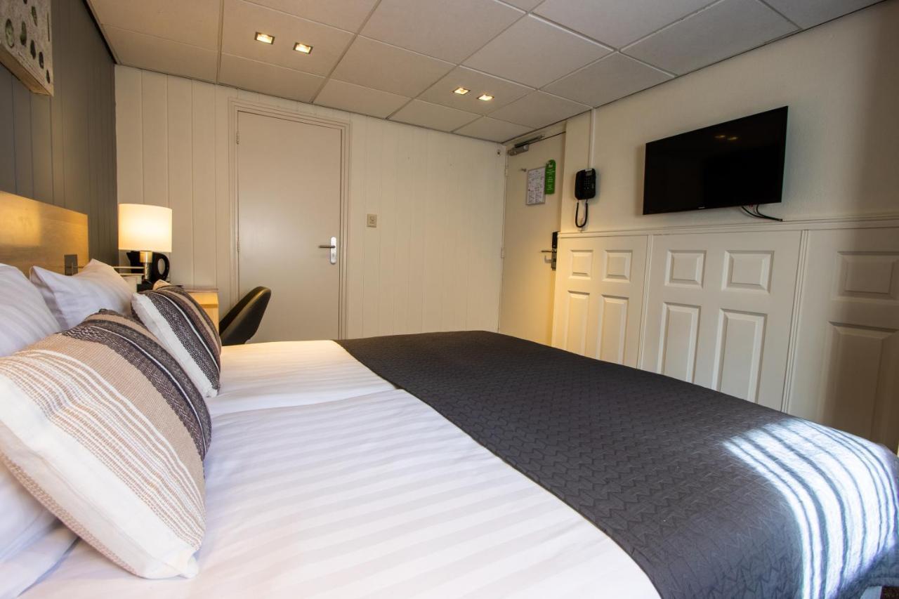 Economy Twin Room Annex,1364558432:JPEG