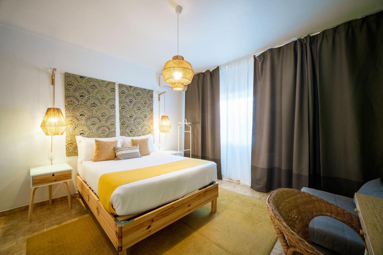 One-Bedroom Apartment,1588083351:JPEG