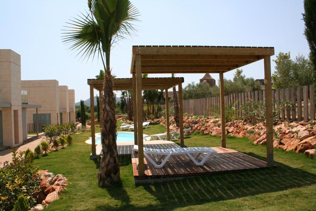 Large Apartment Terrace