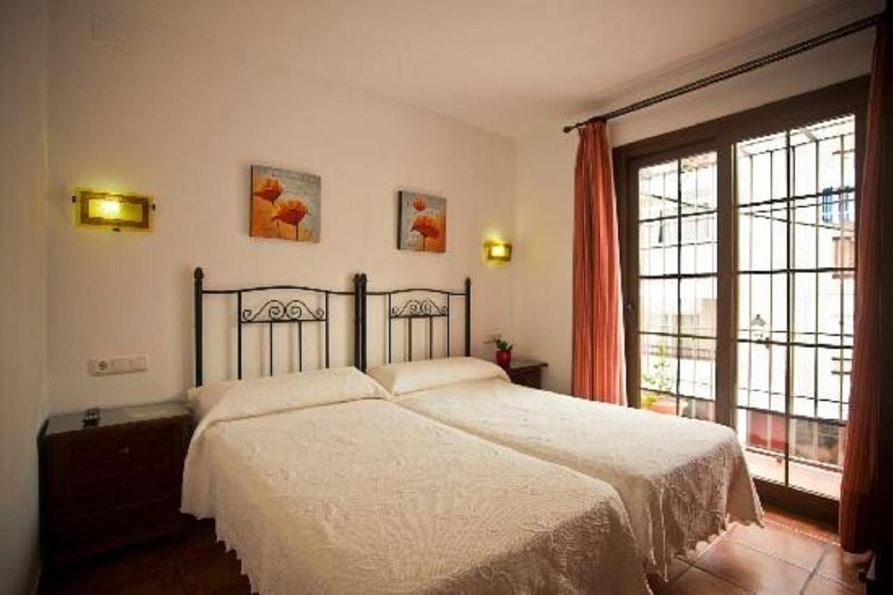 Double Room Balcony,64978438:JPEG